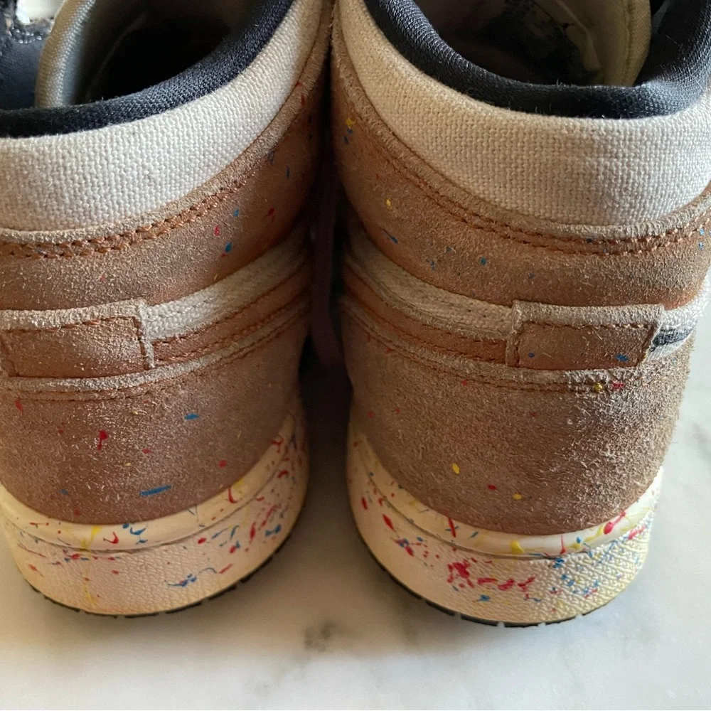 Nike Kids High-Top Sneakers in Beige, Black, Tan with Multicolor Speckle